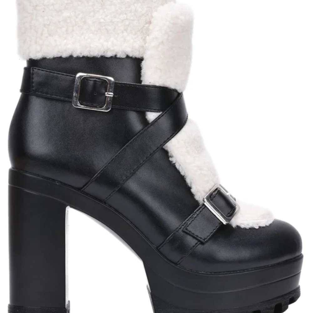 Cape Robbin Black and White Heeled Boots with Chunky Heel